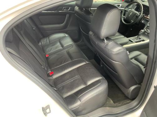 White 2012 Lincoln MKS Base