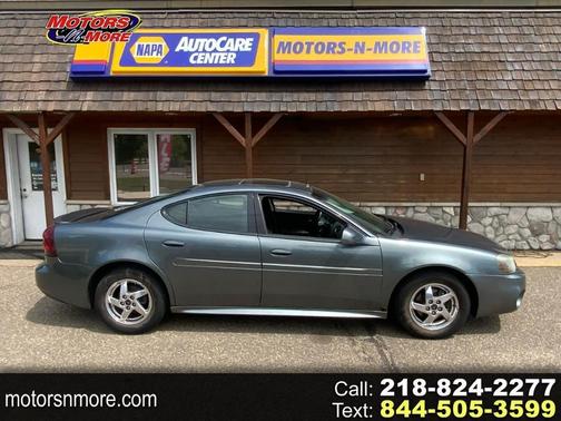 Gray 2004 Pontiac Grand Prix GT2