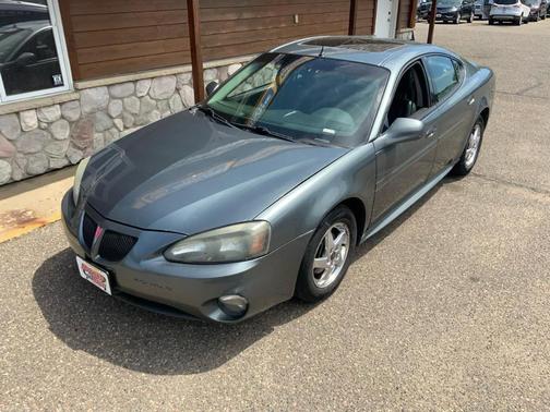 Gray 2004 Pontiac Grand Prix GT2