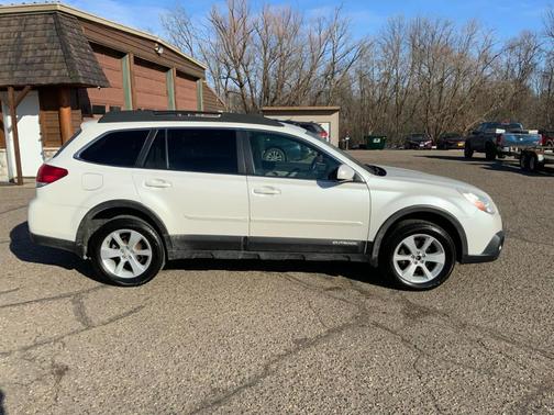 2014 Subaru Outback 2.5i Premium