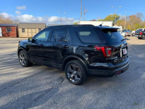 2018 Ford Explorer sport