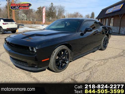 2016 Dodge Challenger SXT