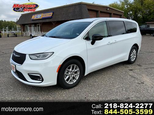 2024 Chrysler Pacifica Touring-L