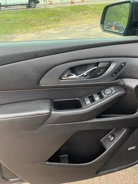 Black 2019 Chevrolet Traverse Premier