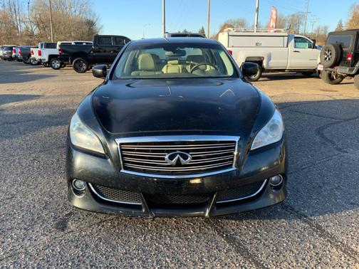 2012 INFINITI M56x Base