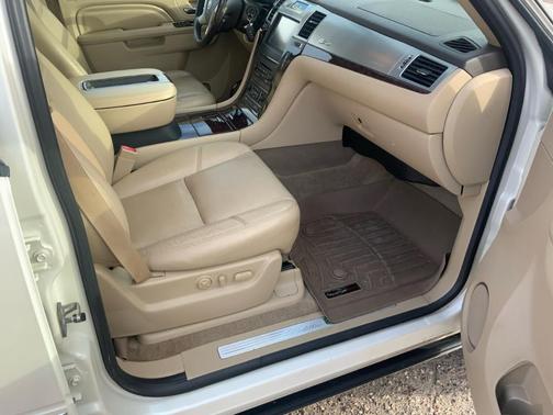 2012 Cadillac Escalade Hybrid Base