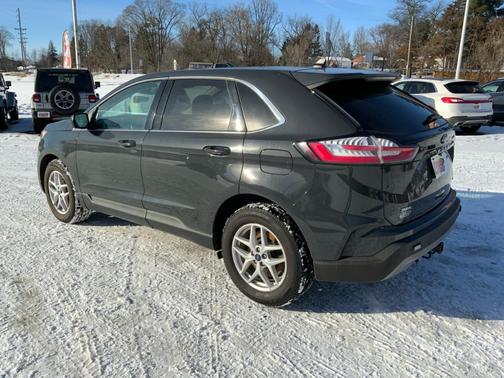 2021 Ford Edge SEL