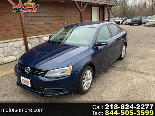 Blue 2014 Volkswagen Jetta SE
