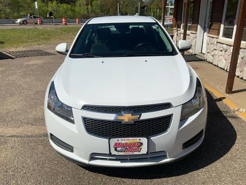 White 2014 Chevrolet Cruze ECO