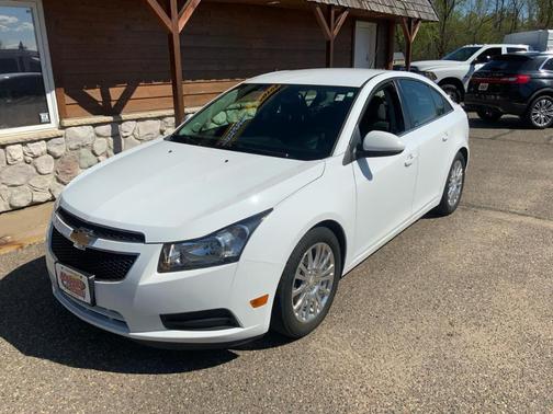 White 2014 Chevrolet Cruze ECO