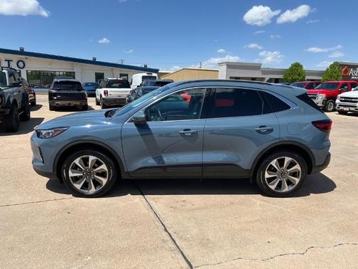 2023 Ford Escape PLATINUM