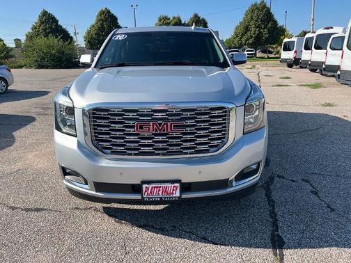 2020 GMC Yukon DENALI