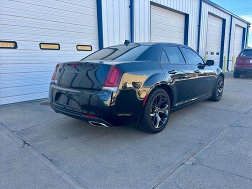 2022 Chrysler 300 S