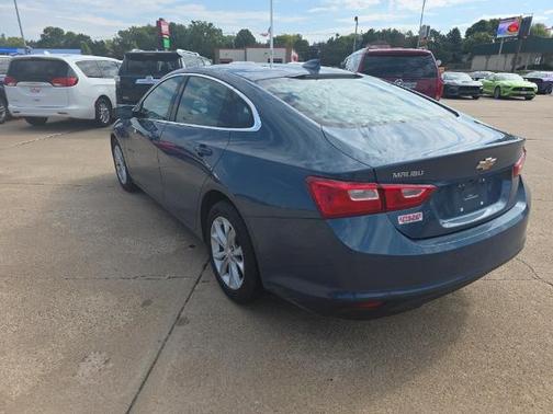 2024 Chevrolet Malibu LT W/1LT