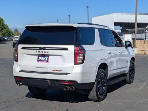 2023 Chevrolet Tahoe 4WD RST