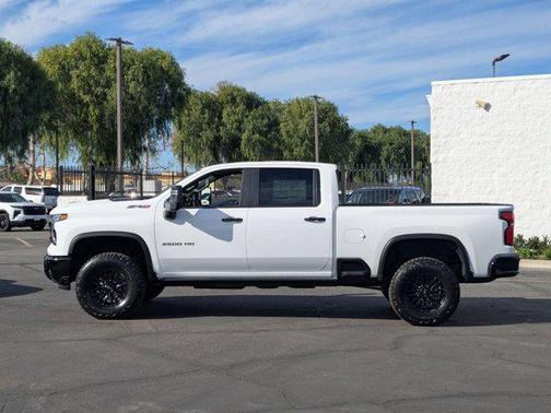 2026 Chevrolet Silverado 2500 Crew Cab, Standard Bed, XR2, 4WD