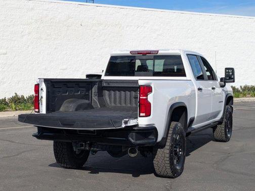 2026 Chevrolet Silverado 2500 Crew Cab, Standard Bed, XR2, 4WD