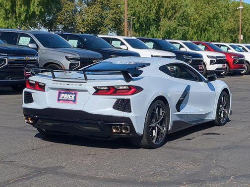 Ceramic Matrix Gray Metallic 2023 Chevrolet Corvette Stingray w/3LT