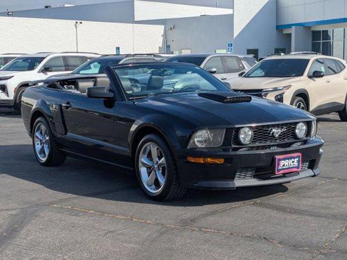 Black Clearcoat 2008 Ford Mustang GT Deluxe