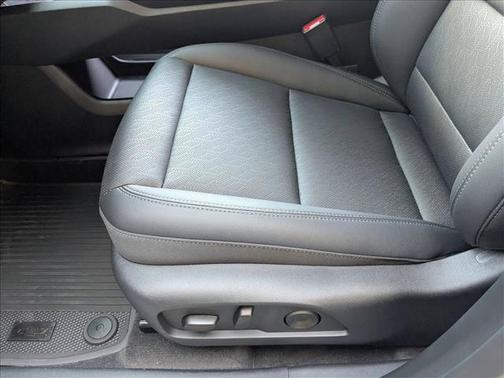 Summit White 2026 Chevrolet Equinox 1LT