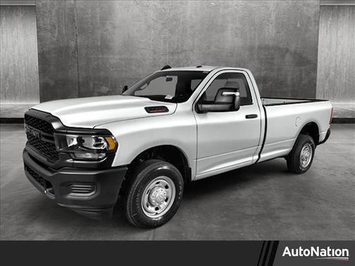 2023 RAM 2500 Tradesman Crew Cab 4x4 8' Box
