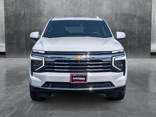 2025 Chevrolet Suburban LT