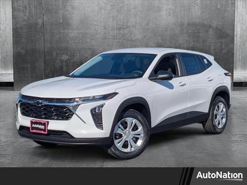2025 Chevrolet Trax LS