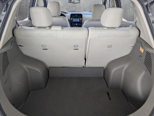 2015 Nissan Leaf SV