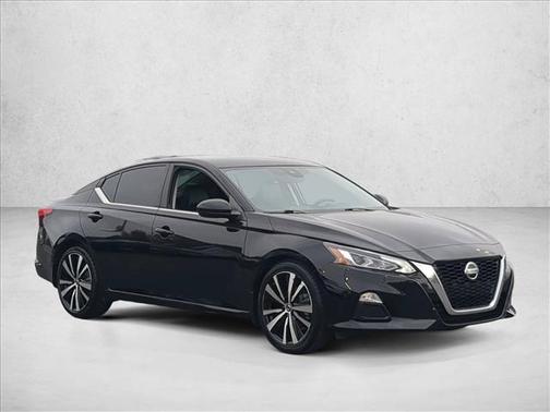 Super Black 2021 Nissan Altima SR FWD