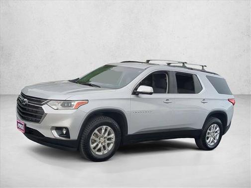 Silver Ice Metallic 2020 Chevrolet Traverse LT Cloth