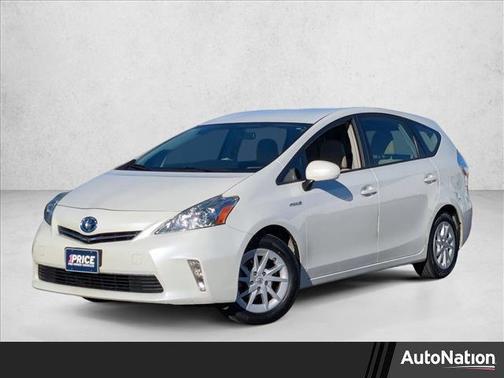 2014 Toyota Prius v Three