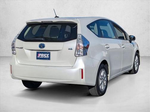 2014 Toyota Prius v Three