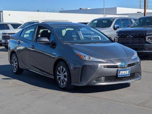 2019 Toyota Prius LE
