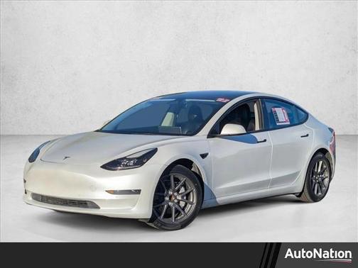2022 Tesla Model 3 Standard Range