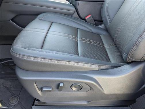 2026 Chevrolet Suburban High Country, 4WD