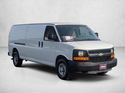 Summit White 2014 Chevrolet Express 3500 Work Van