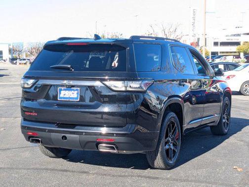 2021 Chevrolet Traverse Premier