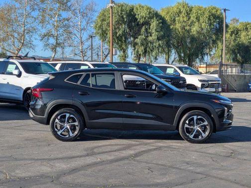 2024 Chevrolet Trax FWD 1RS