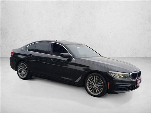 Black Sapphire Metallic 2019 BMW 530e iPerformance