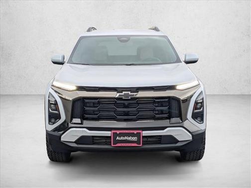 Polar White Tricoat 2026 Chevrolet Equinox FWD ACTIV