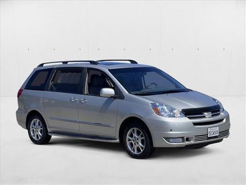 2004 Toyota Sienna XLE Limited