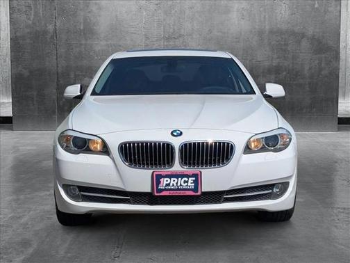 2011 BMW 528 528i