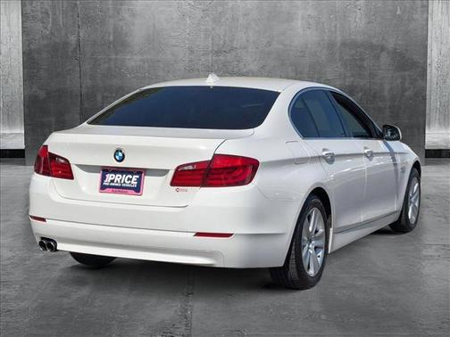 2011 BMW 528 528i