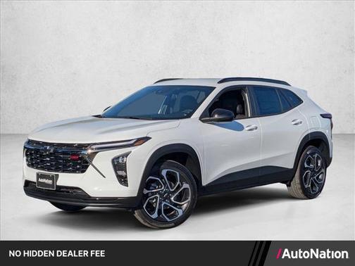 Summit White 2026 Chevrolet Trax FWD 2RS