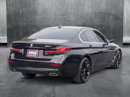 2023 BMW 530 i