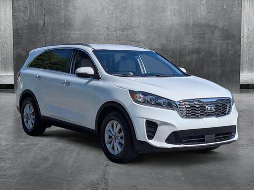 2020 Kia Sorento LX