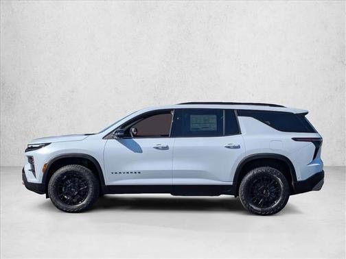 Polar White Tricoat 2026 Chevrolet Traverse AWD Z71