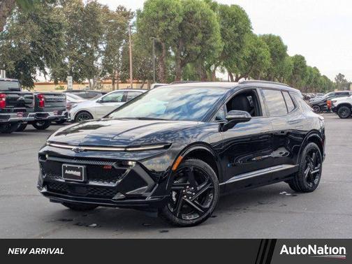 2025 Chevrolet Equinox EV RS