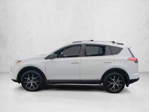 Super White 2018 Toyota RAV4 Hybrid SE