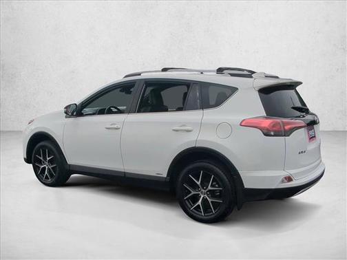 Super White 2018 Toyota RAV4 Hybrid SE